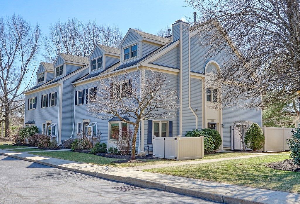 1100 Lagrange St 1103, West Roxbury, MA 02132 Zillow
