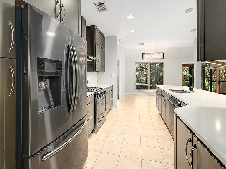 4920 Hibiscus Valley Dr — Photo 14