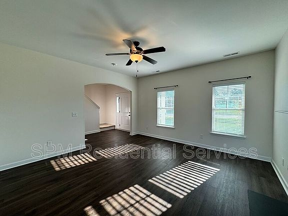 4th image of 503 Admiral Bend Dr