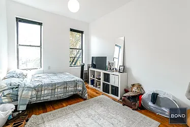 Rented by Bond New York