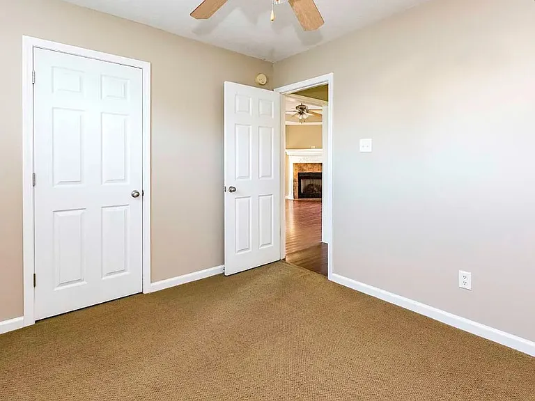 17 Hillside Cv — Photo 14