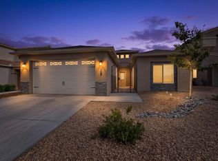 621 Primrose Ave SW, Los Lunas, NM 87031