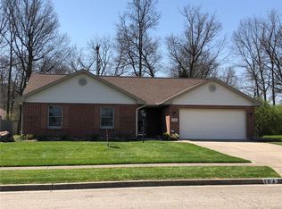 1046 Windsor Crossing Ln, Tipp City, OH 45371