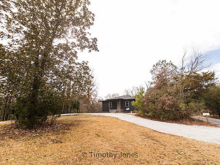 169 Fincher Ln — Photo 2