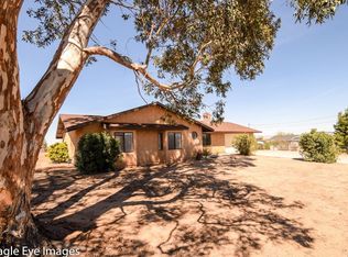 15332 Sycamore St, Hesperia, CA 92345