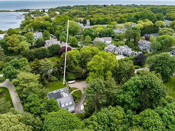 3rd image of 156 E Bay Road