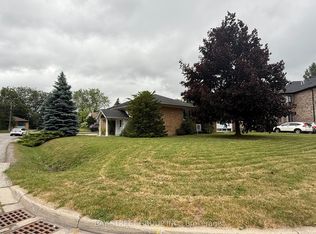 126 Cascade Cir, Richmond Hill, ON L4C 3H7