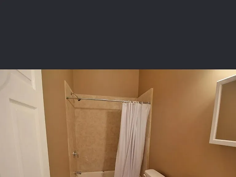 870 N 44th St #2R — Photo 15