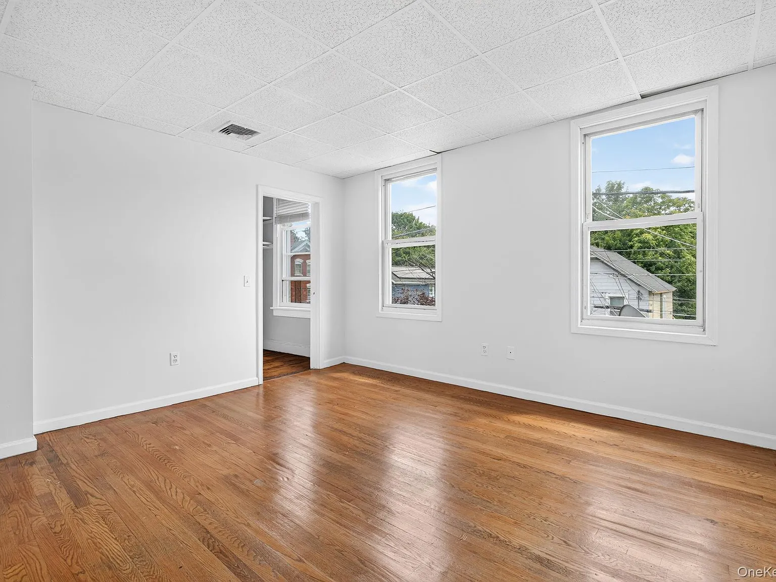 2 bed, 1.0 bath, 1100 sqft, $1,850 — Photo 3