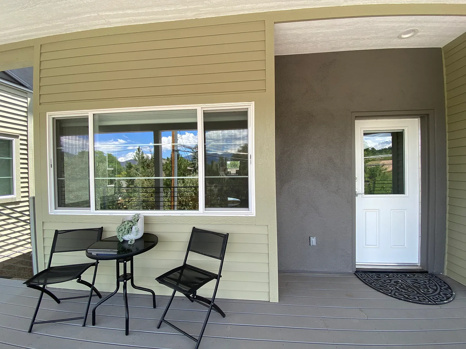2 bed, 1.5 bath, 980 sqft, $1,975 — Photo 3