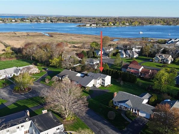 9 Hanley Farm Rd #9, Warren, RI 02885