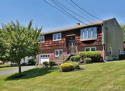 1st image of 24 Farley Dr