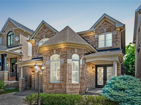 3227 Steeplechase Dr, Burlington, ON L7M 0C5