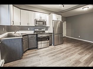 100 W Broad St #4, Paulsboro, NJ 08066