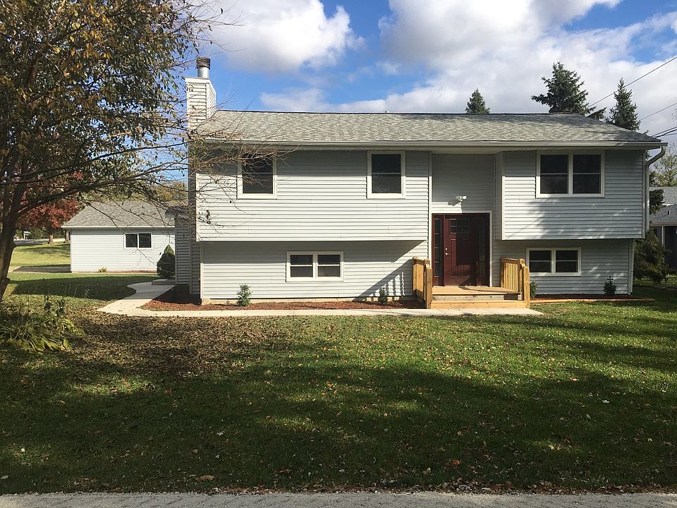 1st image of 22117 W Cedar Dr