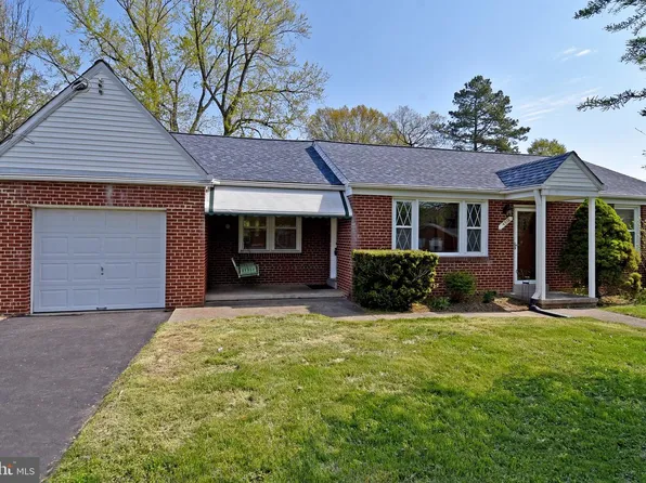 4512 Harvest Rd, Temple Hills, MD 20748