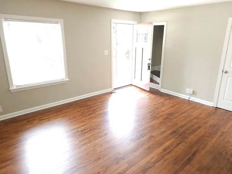 1006 Murfree Ave — Photo 2