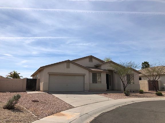 3rd image of 1215 E Winchester Pl