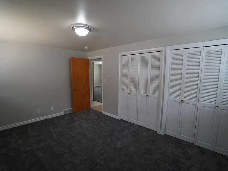 4402 Jefferson Ave — Photo 14