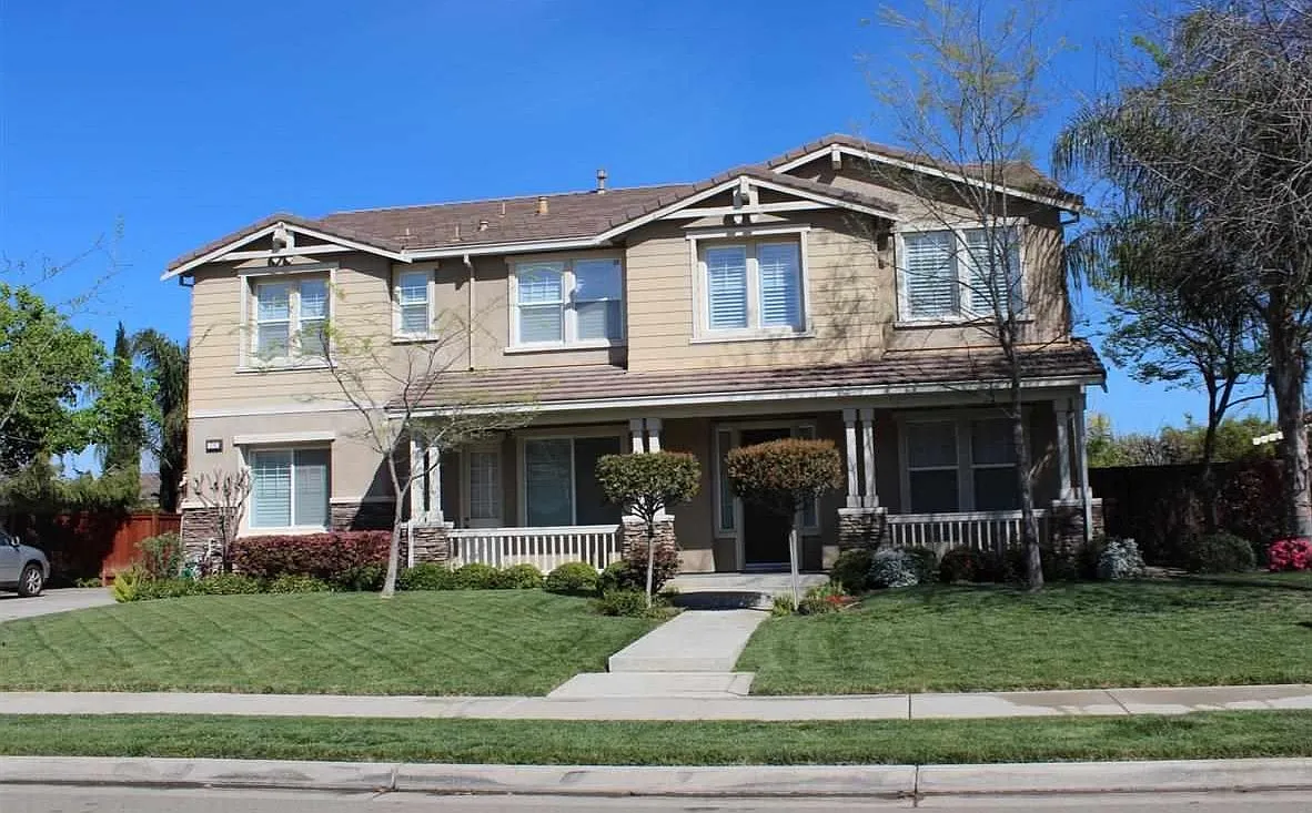 1792 Giotto Dr photo 1