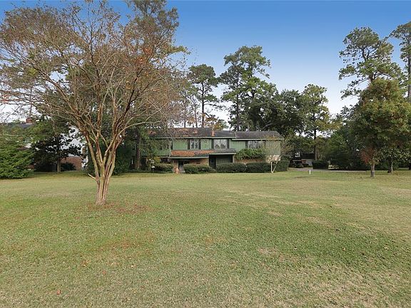 The view from the course, look toward the back of the home....