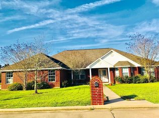 511 Heath St, Crockett, TX 75835