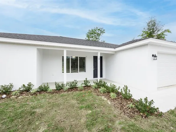 18 Malauka Loop Pass, Ocklawaha, FL 32179