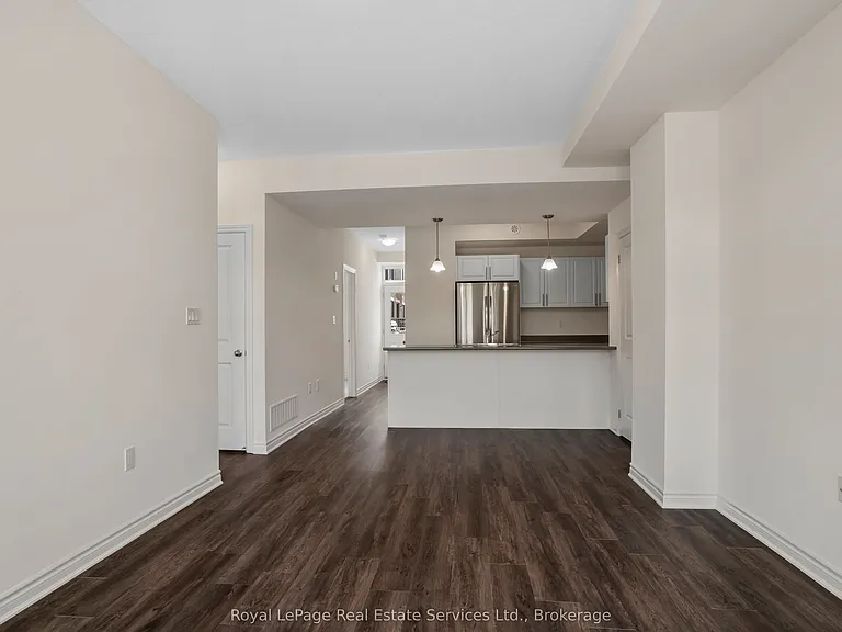 383 Dundas St E #68 — Photo 8