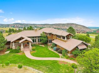 9561 Bear Claw Dr, Littleton, CO 80127