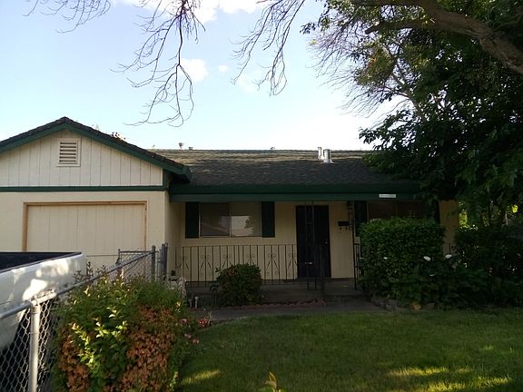 2nd image of 1249 Burrows St