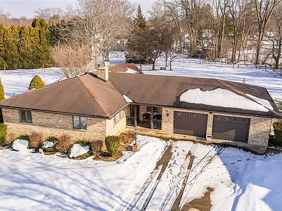 2nd image of 50 Deepwood Dr