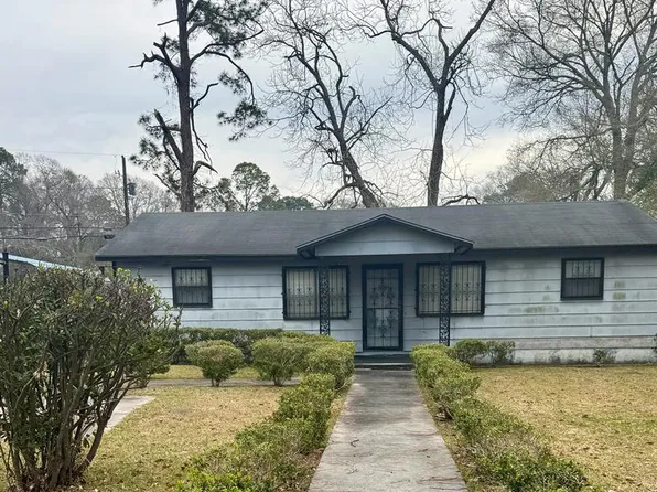 2905 Hill Ave, Tifton, GA 31794