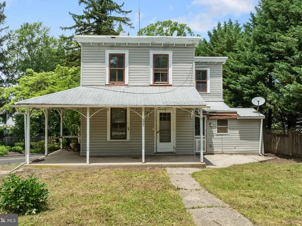 527 Berwyn Baptist Rd, Berwyn, PA 19312