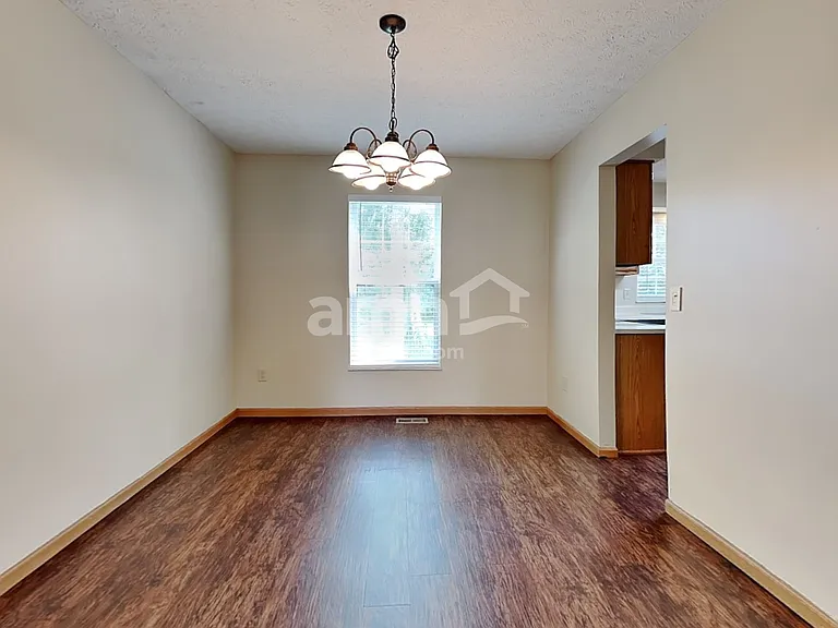 2358 Rosina Dr — Photo 5