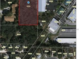 1801 South St, Leesburg, FL 34748