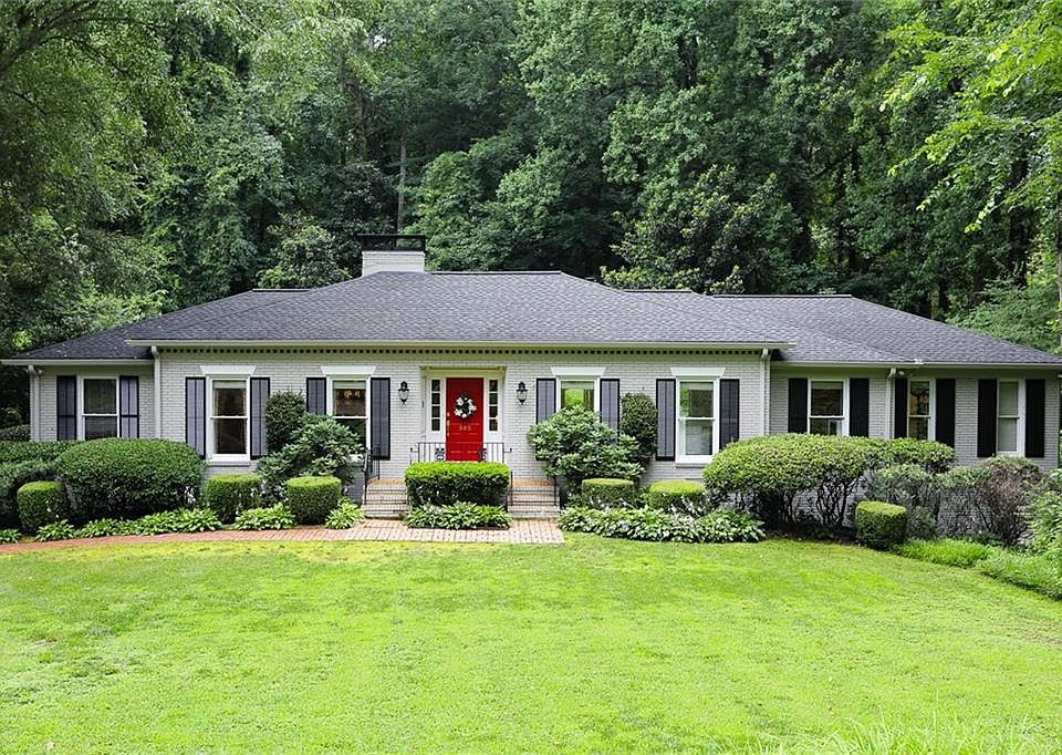 1st image of 305 S Woodland Dr SW