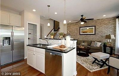 Barclay Kitchen/Family Room