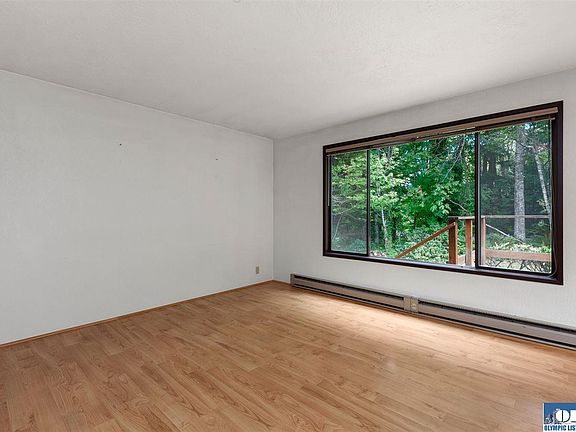 5th image of 415 S Alder St