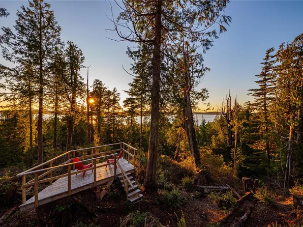 340 Tonquin Park Rd, Tofino, BC V0R