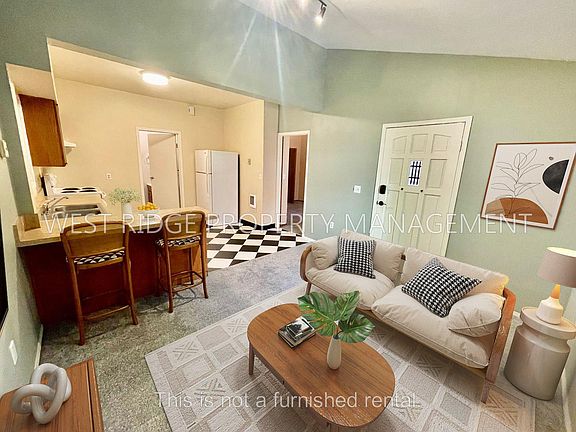 2nd image of 133 NW Trinity Pl #2