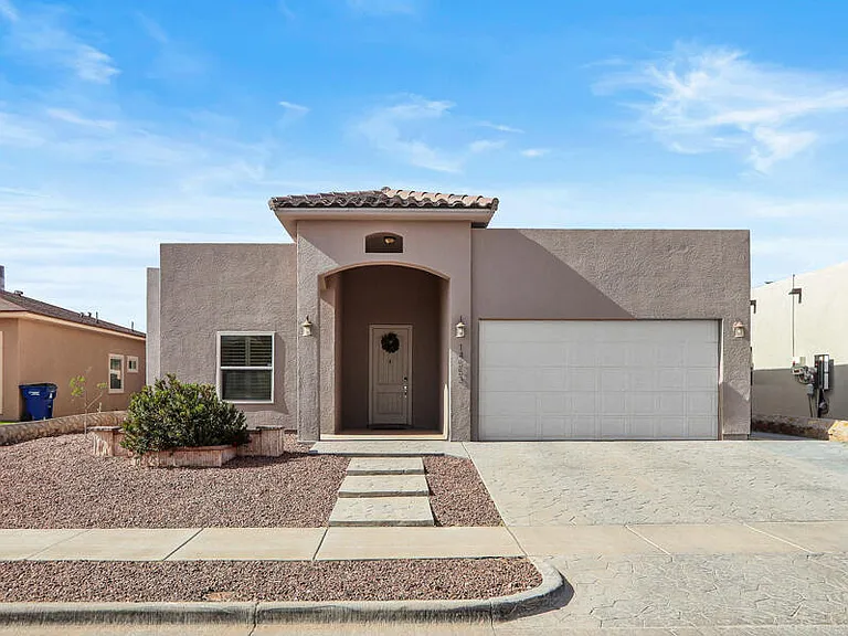 14553 Hunters Grove Ave — Photo 1