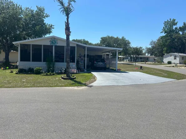 480 Petunia Dr, Fruitland Park, FL 34731