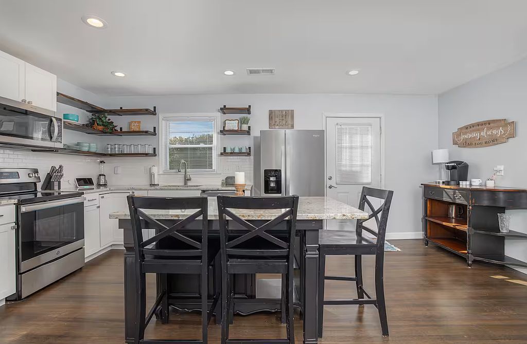 3328 Matthews Indian Trail Rd - Property Image