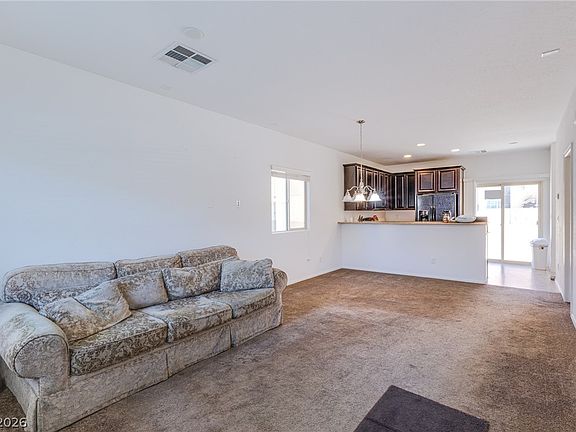 4th image of 9141 Entrancing Ave