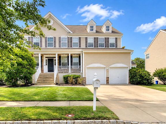 3rd image of 213 Waterford Rd