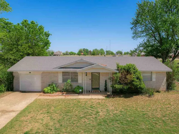 3117 El Camino St, Ponca City, OK 74604