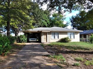 1654 Dickinson St, Shreveport, LA 71103