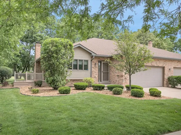 82 Whisper Creek Dr, New Lenox, IL 60451