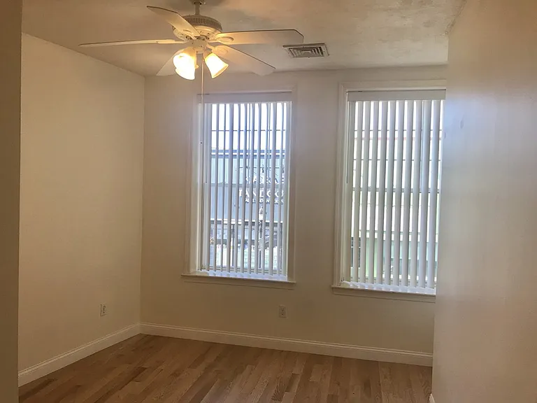 308 Moody St #4 — Photo 2