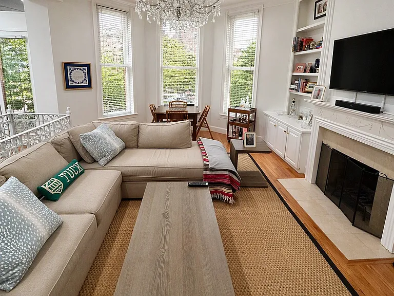 341 Beacon St #2F — Photo 13